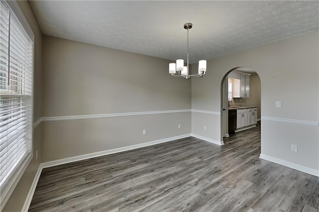658 Castlebrooke Way - Photo 5