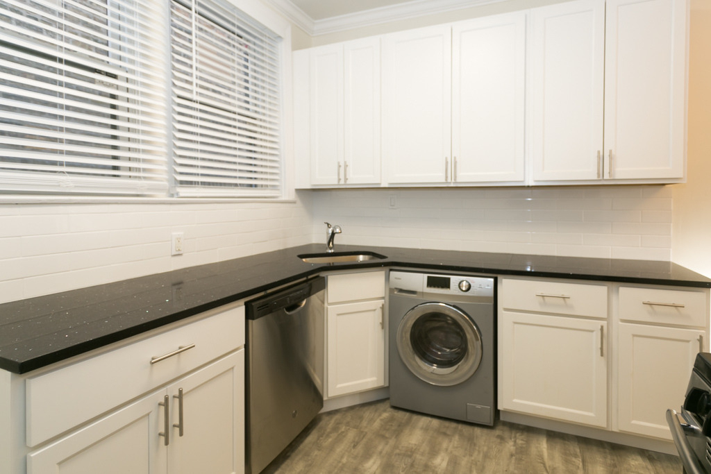 1132 Maple Avenue - Photo 1