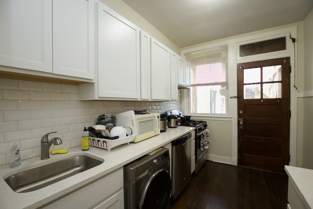945 Judson Avenue - Photo 3