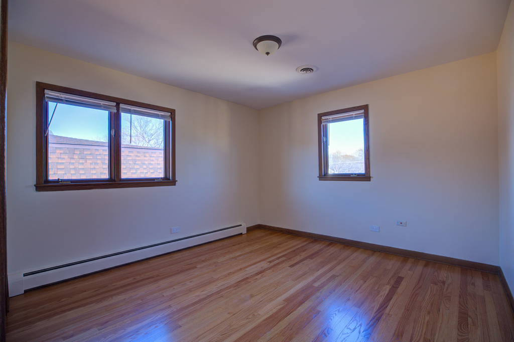 5715 N Cicero Avenue - Photo 14