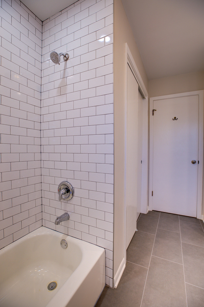 5715 N Cicero Avenue - Photo 13