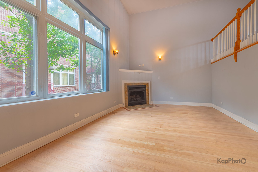 3607 W 53rd Street - Photo 2