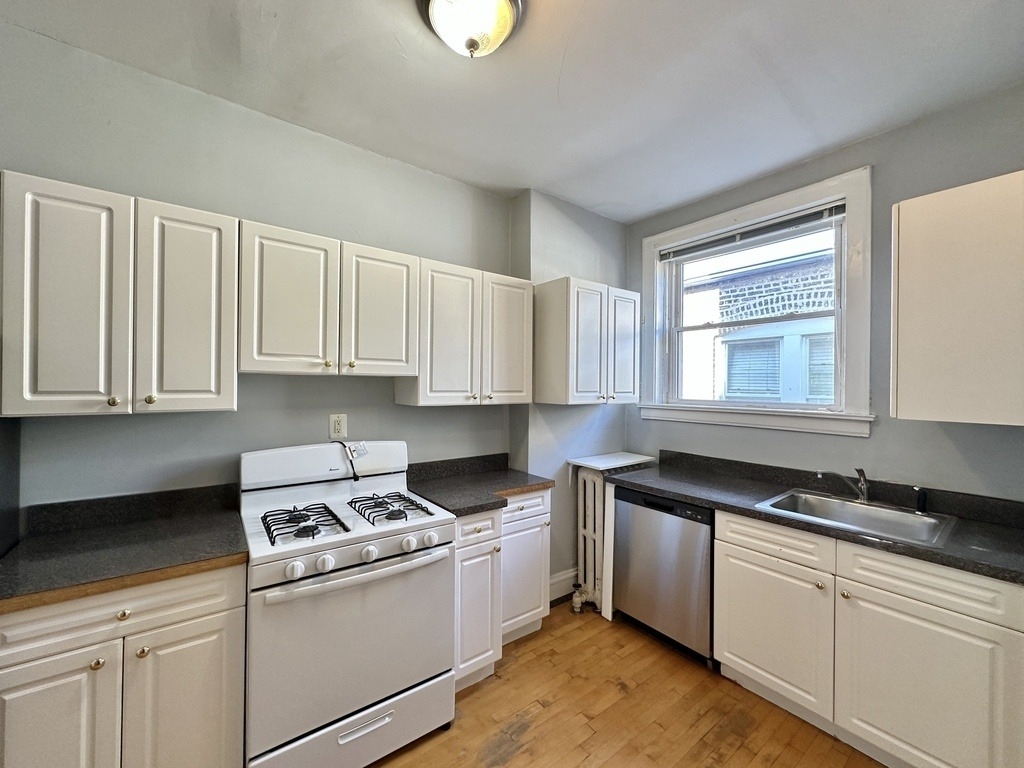 805 Judson Avenue - Photo 2