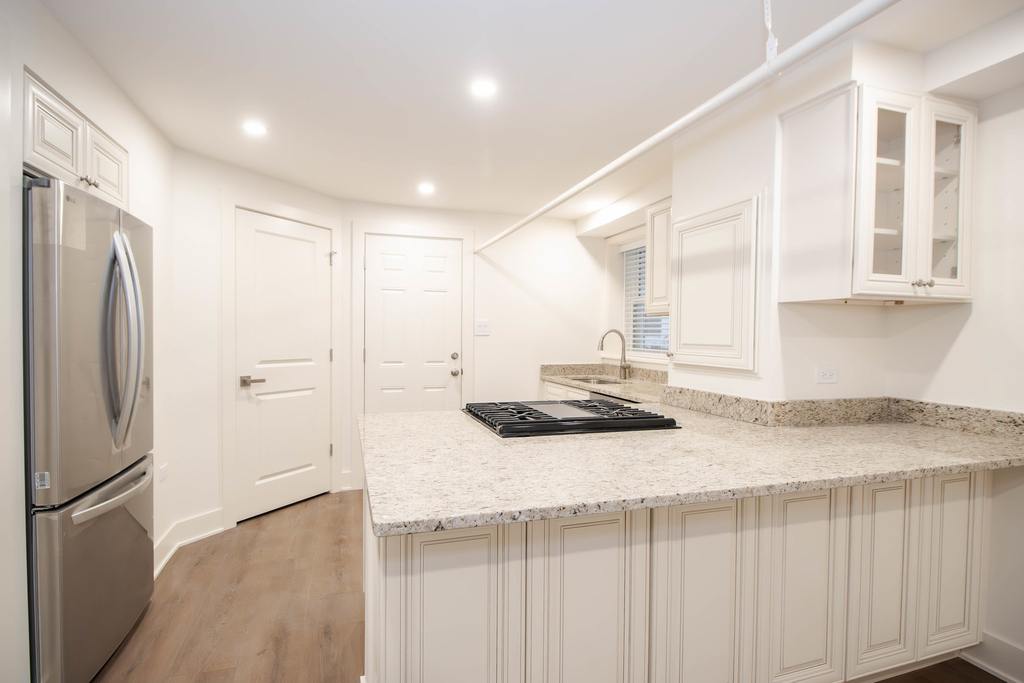 1319 W Early Avenue - Photo 4