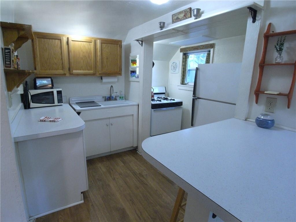 1197 Stillwood Drive Ne - Photo 4