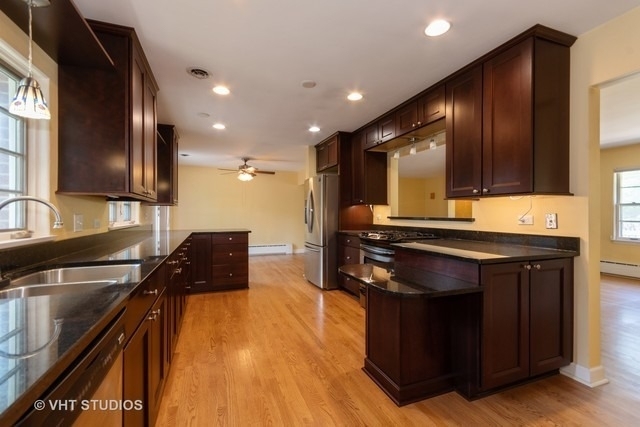 410 Prairie Avenue - Photo 6