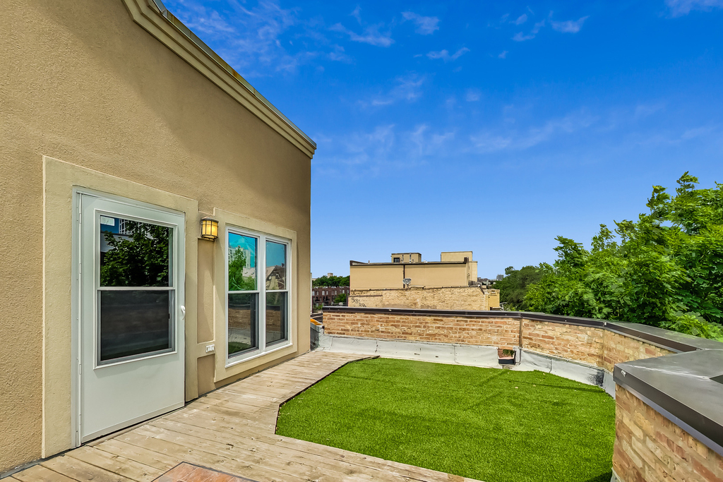 3740 N Wilton Avenue - Photo 17