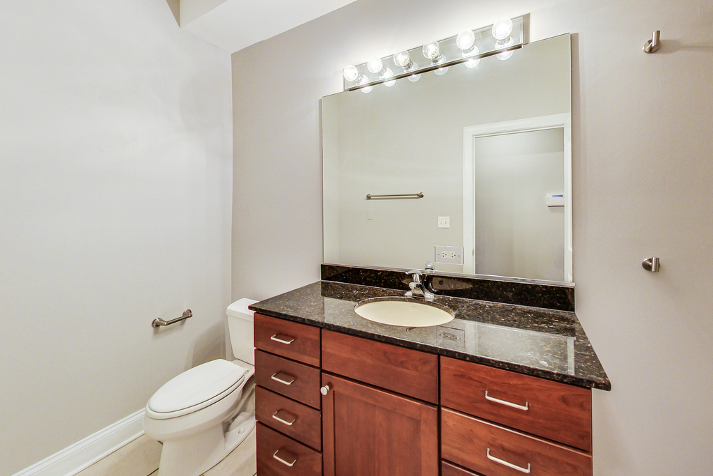 3740 N Wilton Avenue - Photo 7