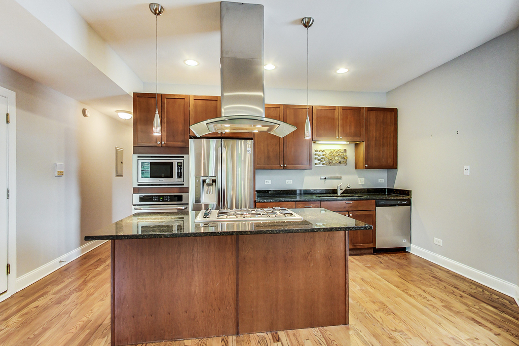 3740 N Wilton Avenue - Photo 4