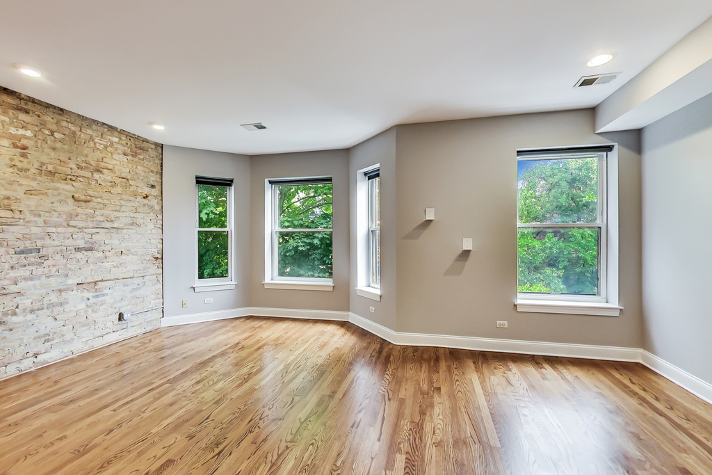 3740 N Wilton Avenue - Photo 1
