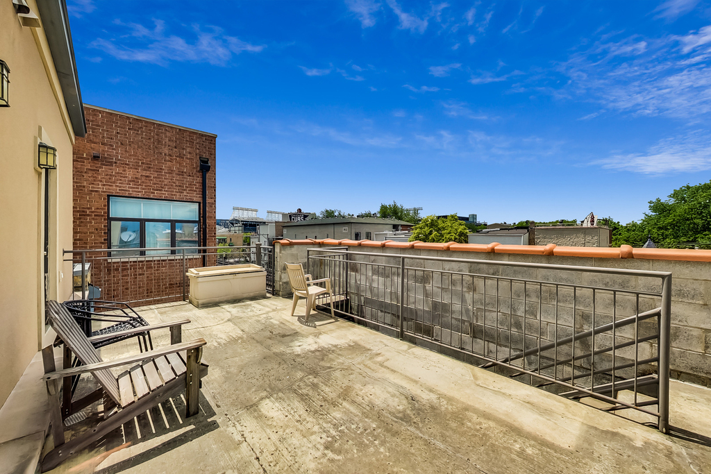 3740 N Wilton Avenue - Photo 20