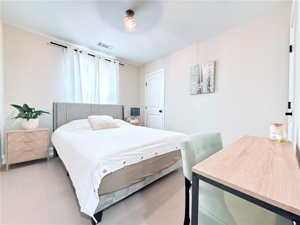 138 Livingston Court - Photo 16