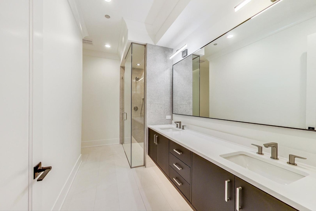 4920 N Lincoln Avenue - Photo 10