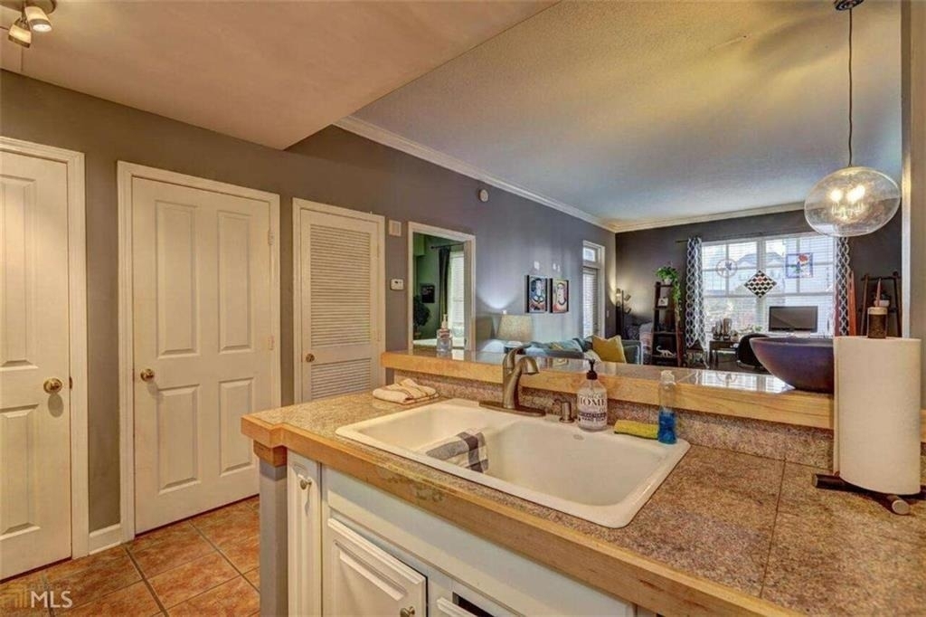 1101 Juniper Street - Photo 4