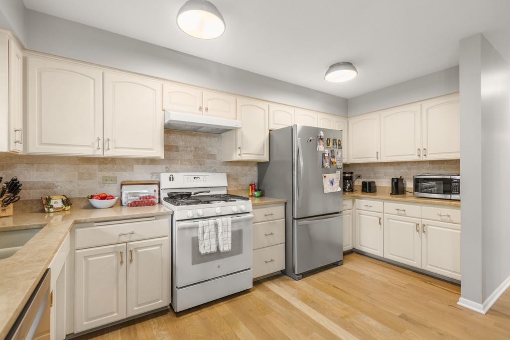 2653 N Bradford Drive - Photo 7