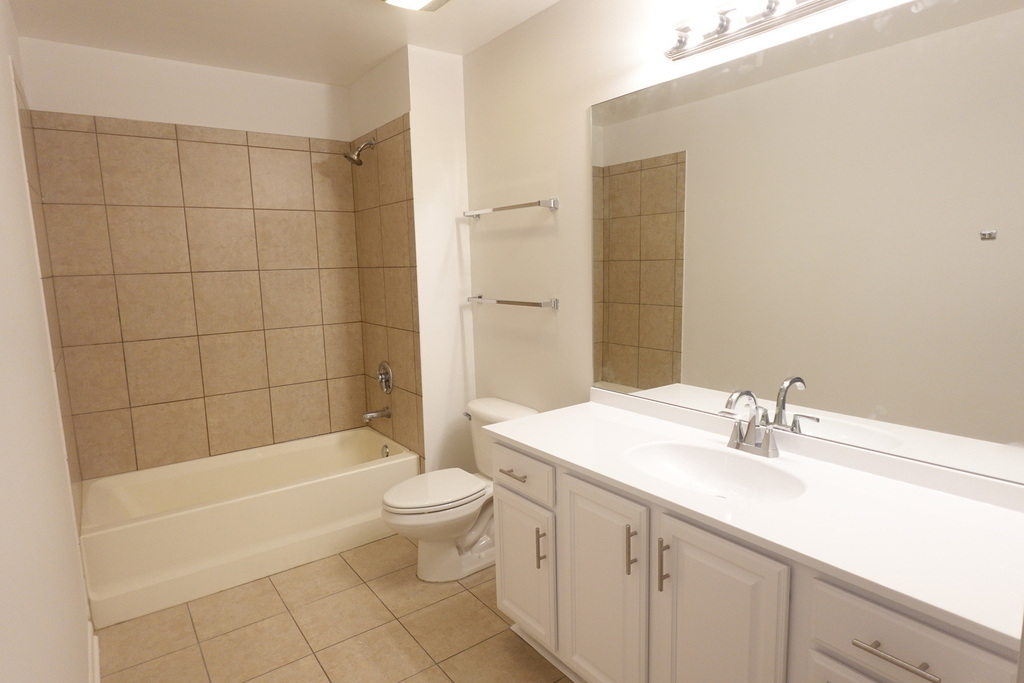 1550 S Blue Island Avenue - Photo 18