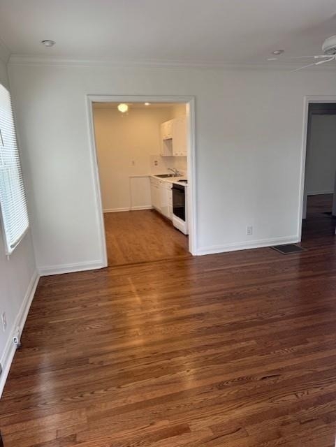 1464 Hawthorne Avenue Nw - Photo 3