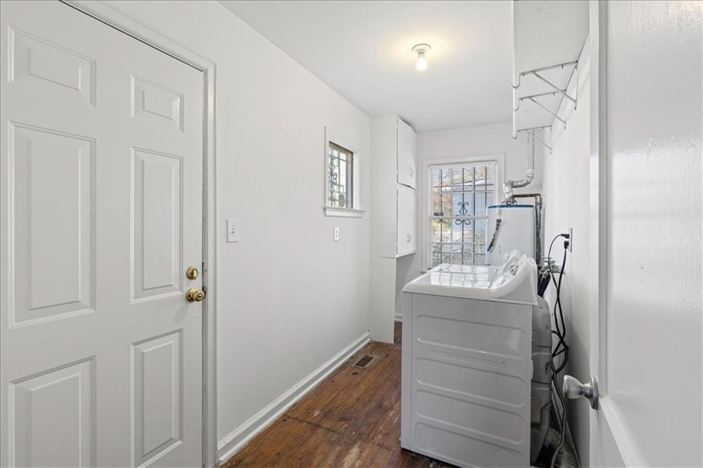 449 10th Street Nw - Photo 24