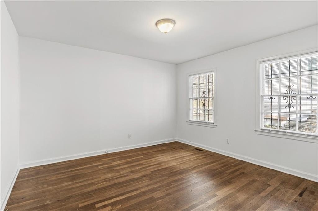 449 10th Street Nw - Photo 21