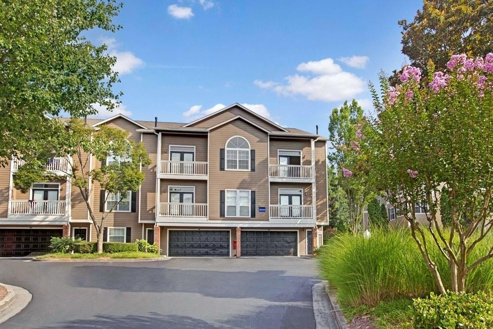 7150 W Peachtree Dunwoody Road - Photo 32
