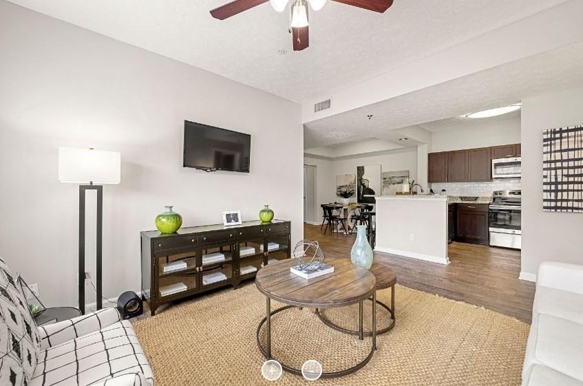 7150 W Peachtree Dunwoody Road - Photo 6
