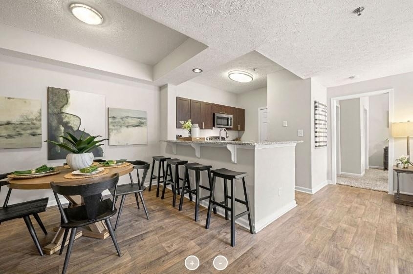 7150 W Peachtree Dunwoody Road - Photo 2