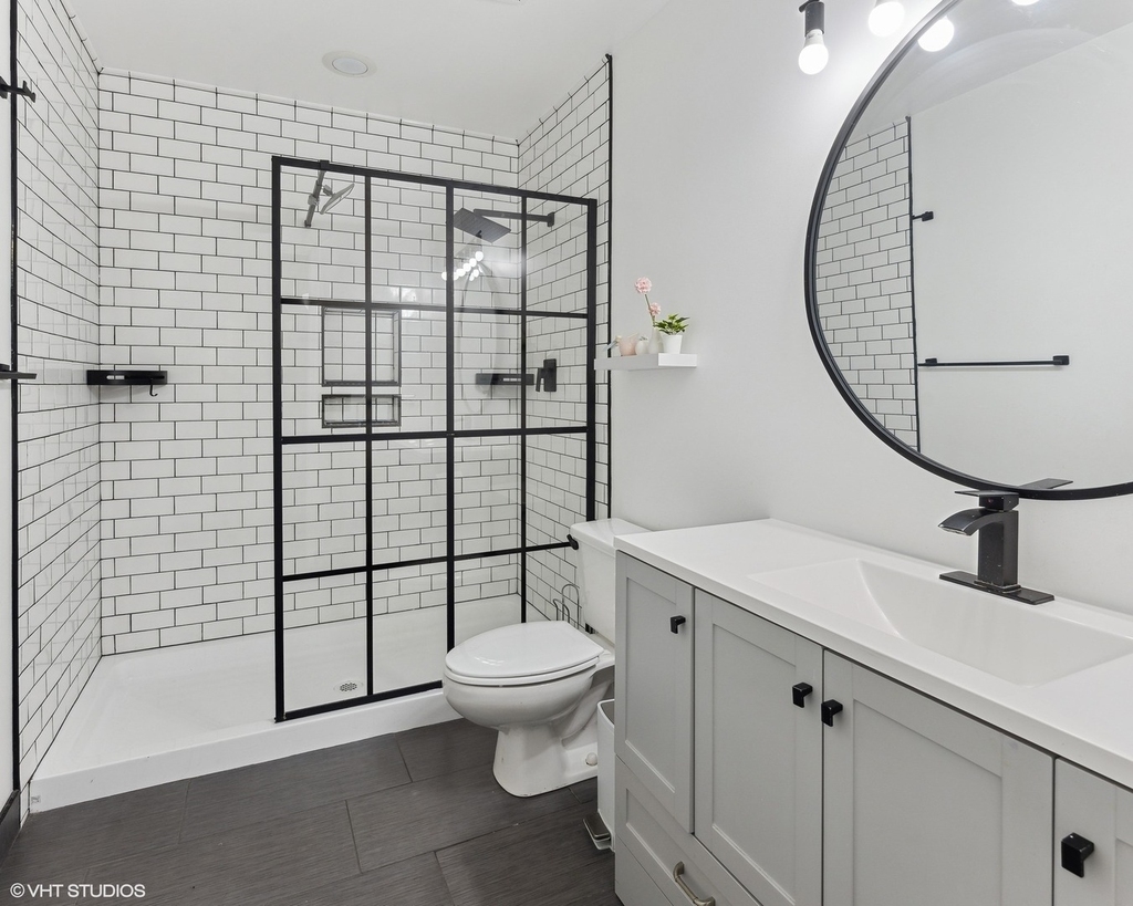 616 W Fulton Street - Photo 7