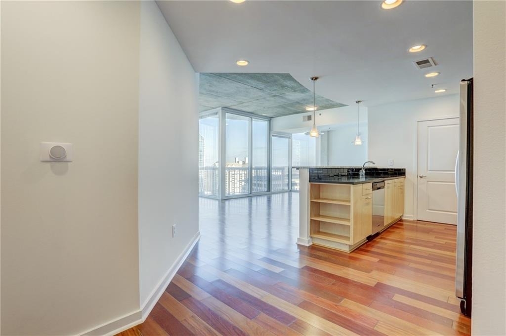 3324 Peachtree Road Ne - Photo 4
