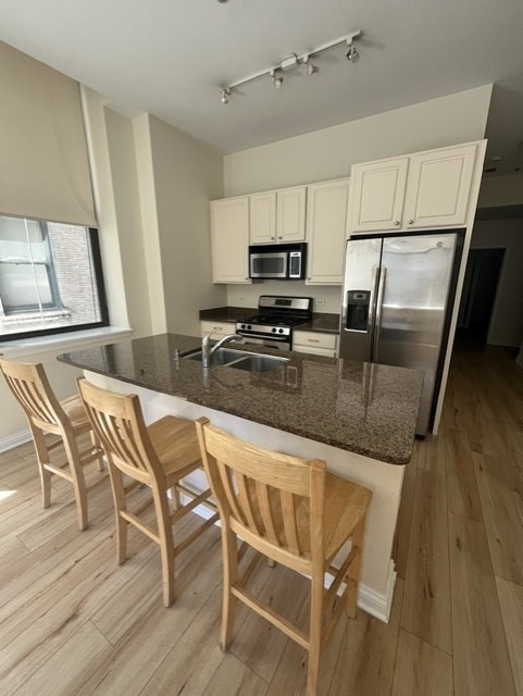 8 W Monroe Street - Photo 7