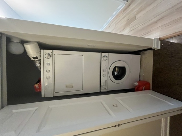 8 W Monroe Street - Photo 8