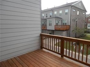 205 Bedford Alley - Photo 8
