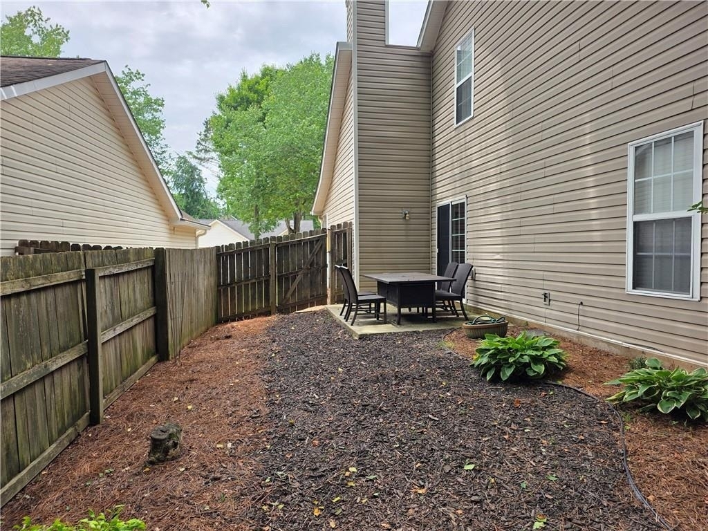 172 Stoneforest Drive - Photo 18