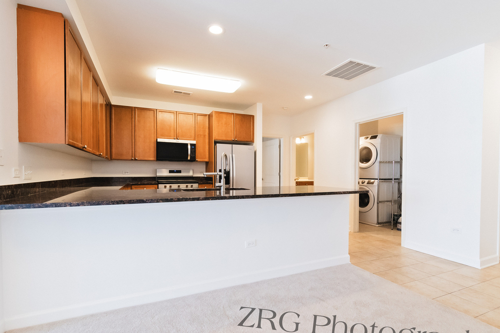 300 Anthony Avenue - Photo 2