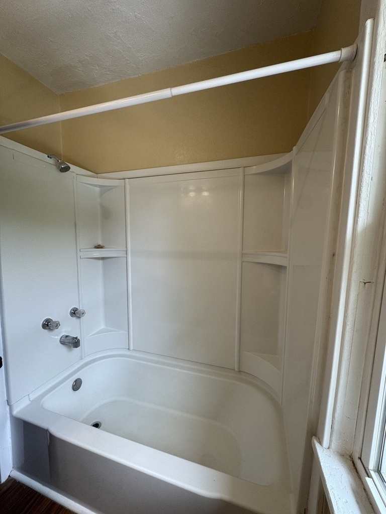 919 Leclaire Street - Photo 3