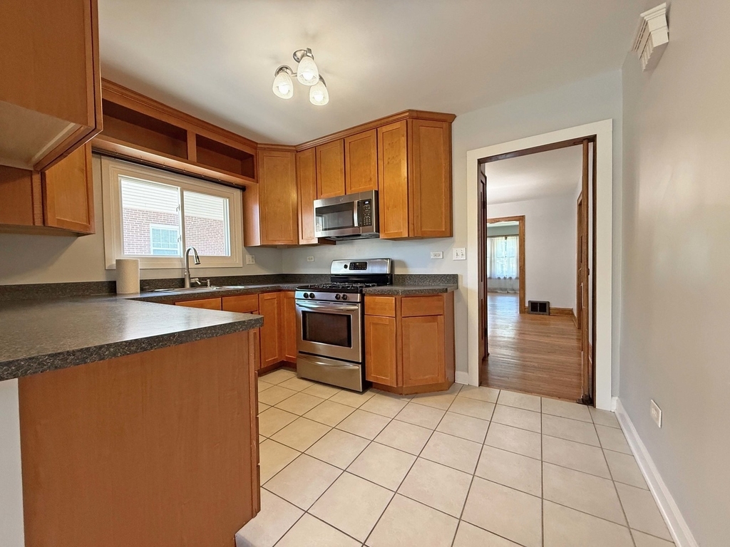 327 S Michigan Avenue - Photo 5