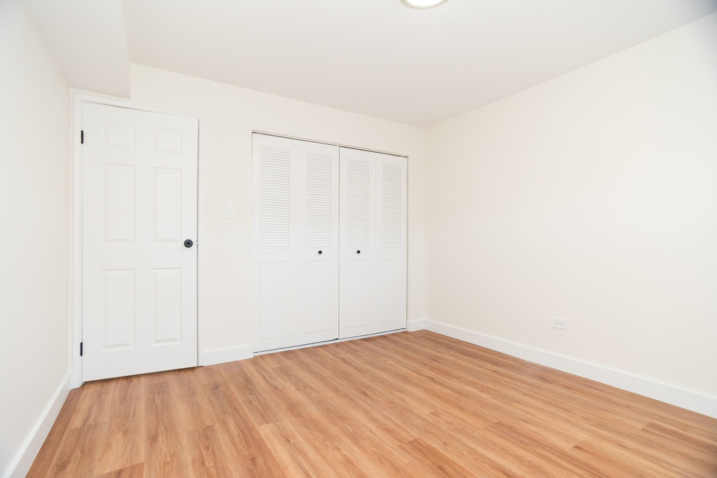 9446 Bay Colony Drive - Photo 13