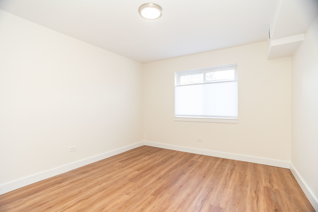 9446 Bay Colony Drive - Photo 12