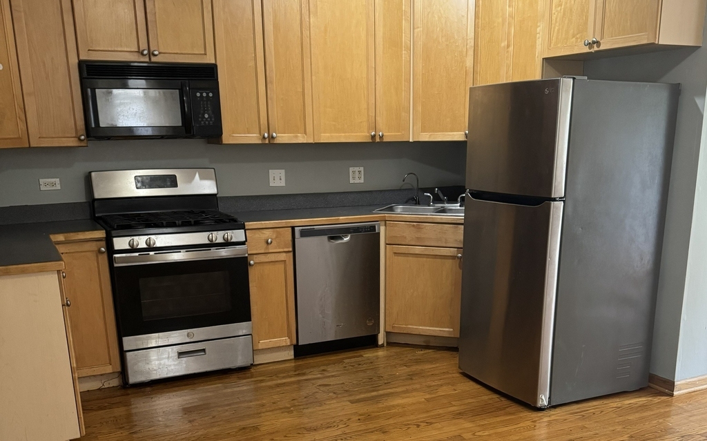 5852 S Prairie Avenue - Photo 4