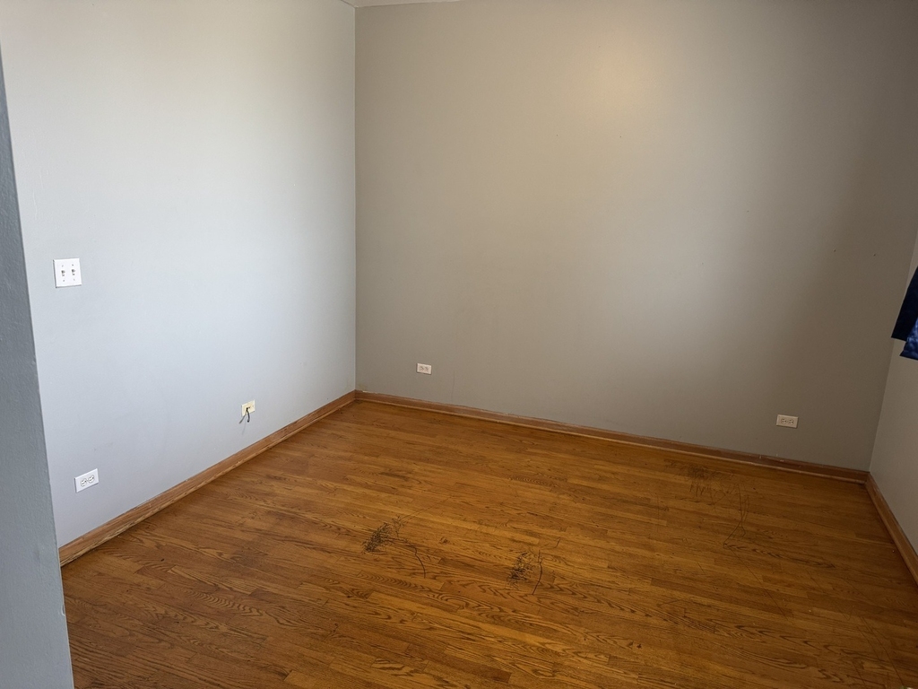 5852 S Prairie Avenue - Photo 7