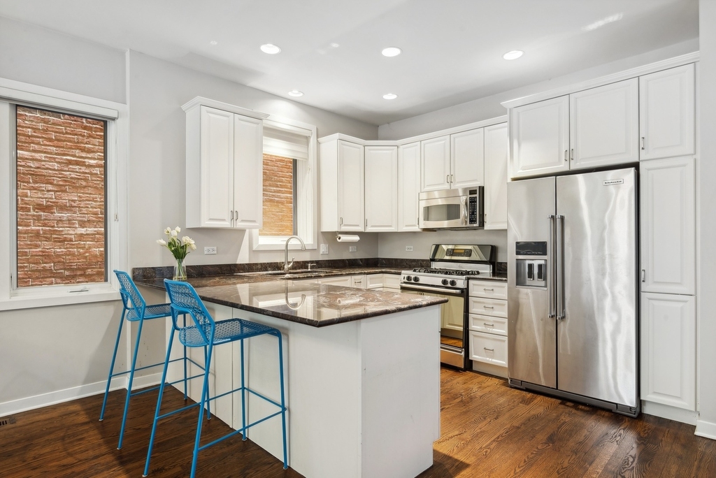 1411 N Mohawk Street - Photo 5