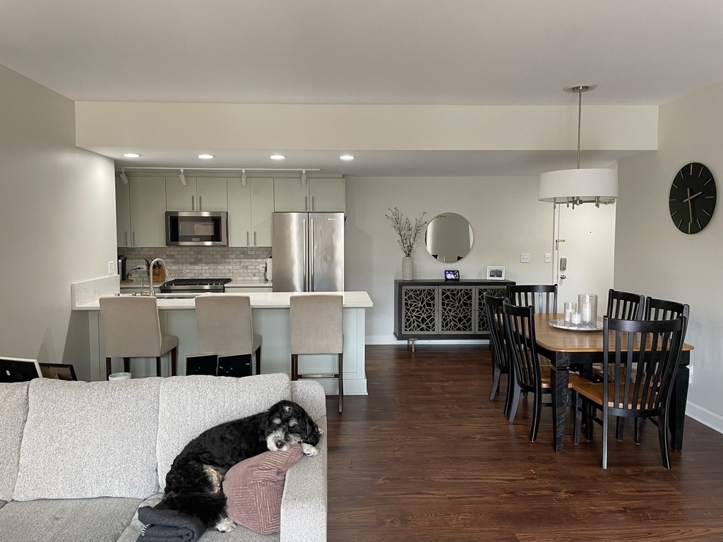 680 N Green Street - Photo 6