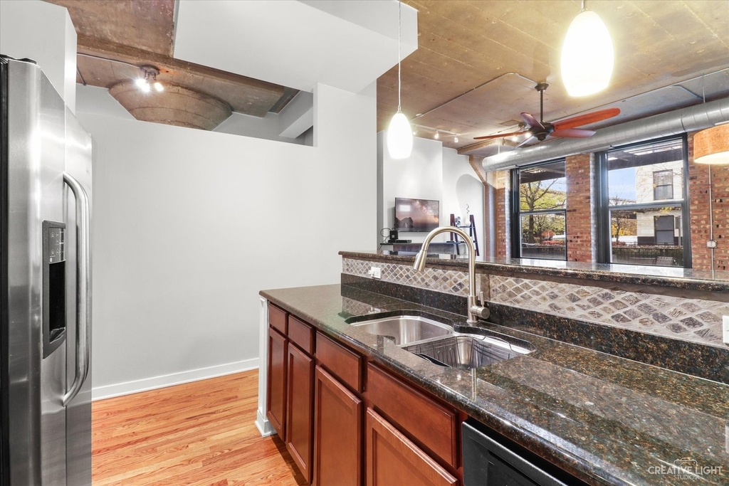 1111 W 15th Street - Photo 11