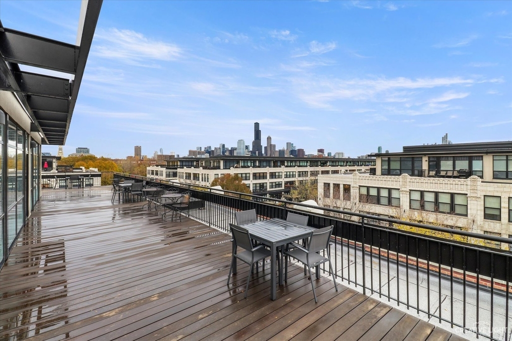 1111 W 15th Street - Photo 19