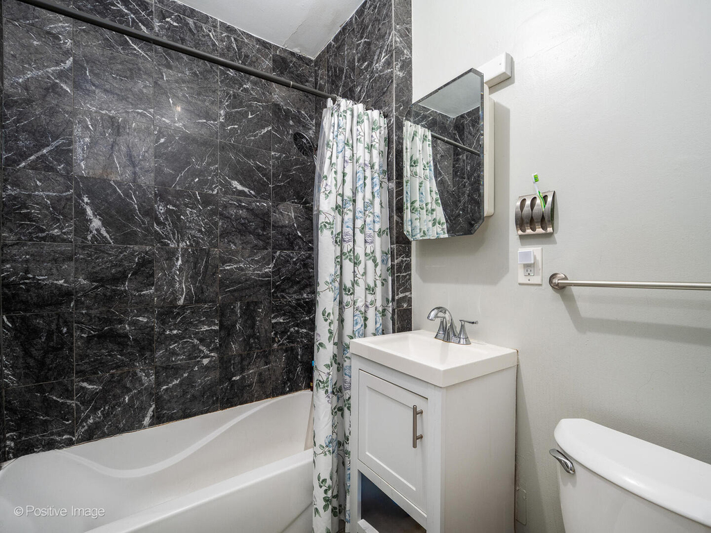 2118 W North Avenue - Photo 12