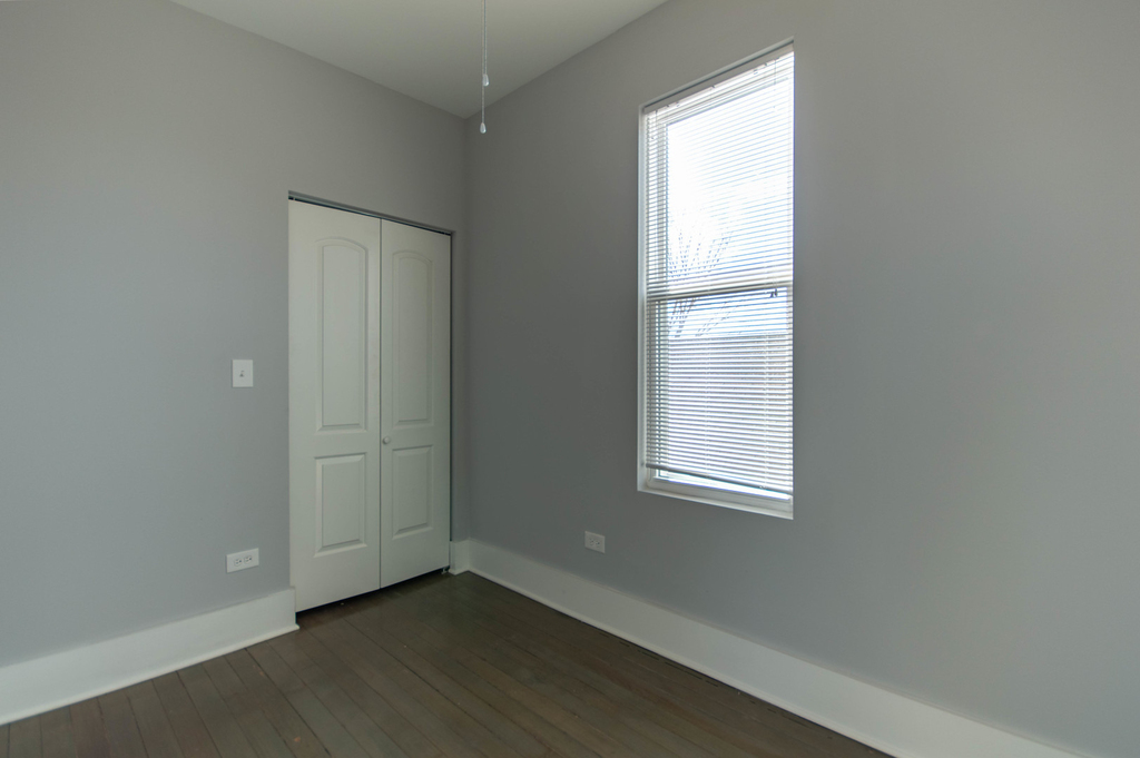 2117 W 18th Street - Photo 4