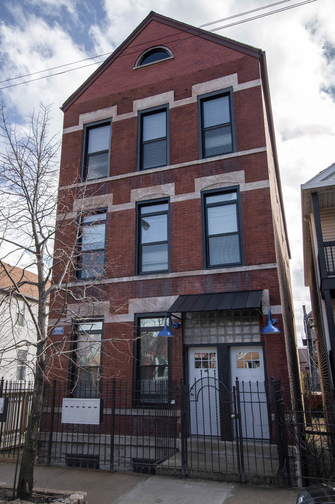 2117 W 18th Street - Photo 0