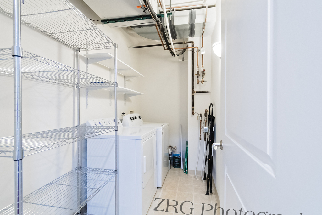 300 Anthony Avenue - Photo 11