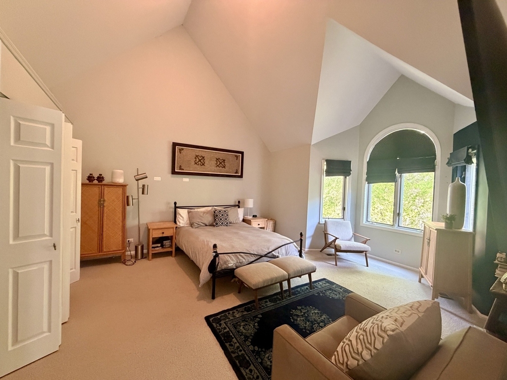 1241 W Fletcher Street - Photo 5