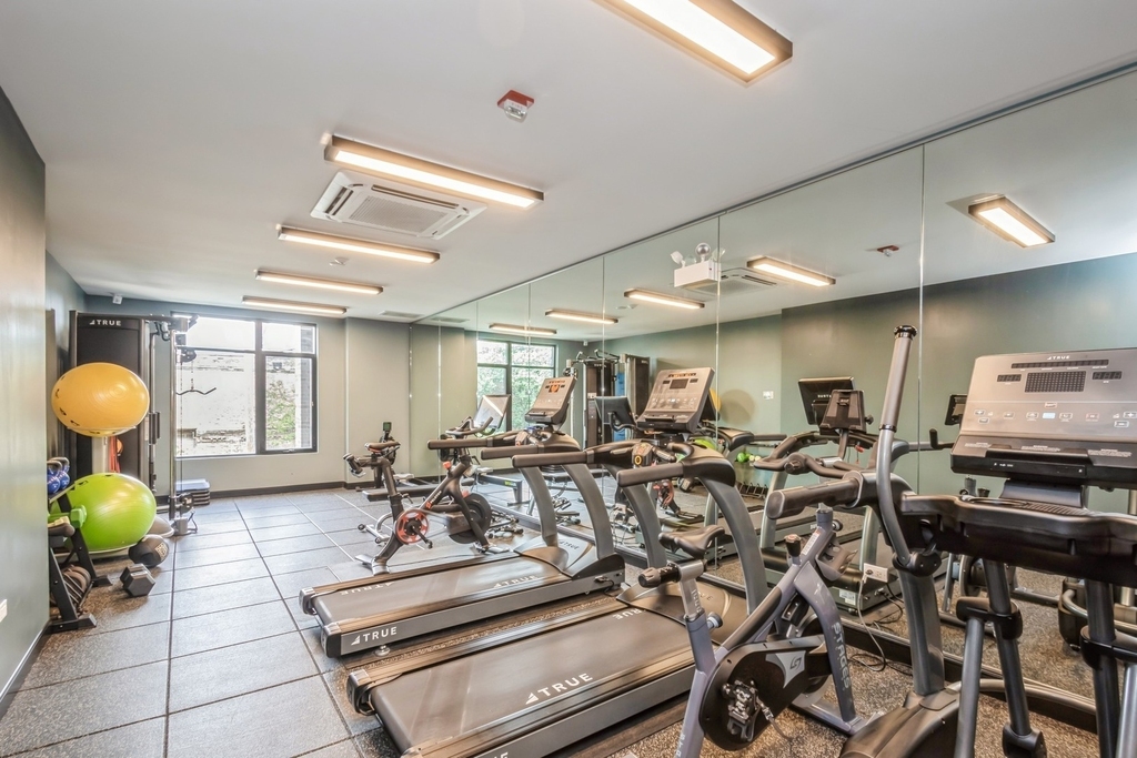 1701 W Webster Avenue - Photo 14