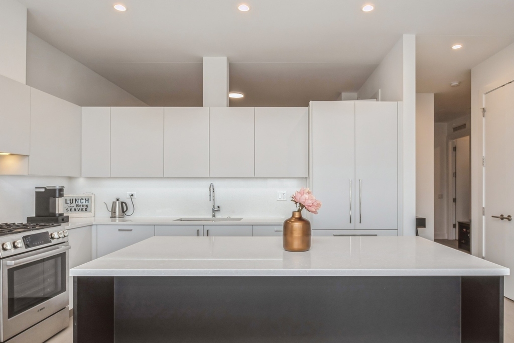 1701 W Webster Avenue - Photo 7